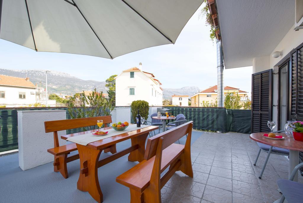 Apartment Kurbasa Kaštela Zewnętrze zdjęcie