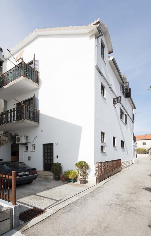 Apartment Kurbasa Kaštela Zewnętrze zdjęcie